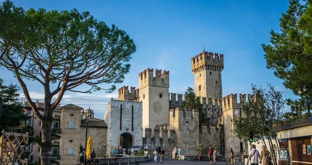 Casa Anna Villa Caprino Veronese 0*,  Italy